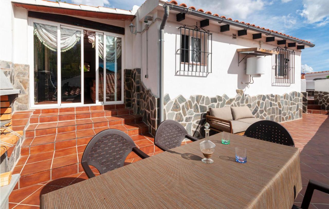 Awesome Home In Antequera With Wifi Bagian luar foto