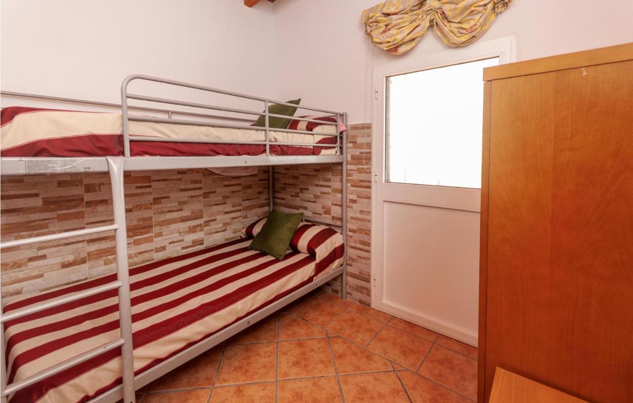 Awesome Home In Antequera With Wifi Bagian luar foto